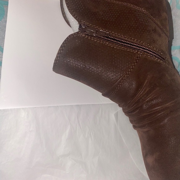 NWT BareTraps Brown pixie bootie Size 9 - Picture 2 of 5